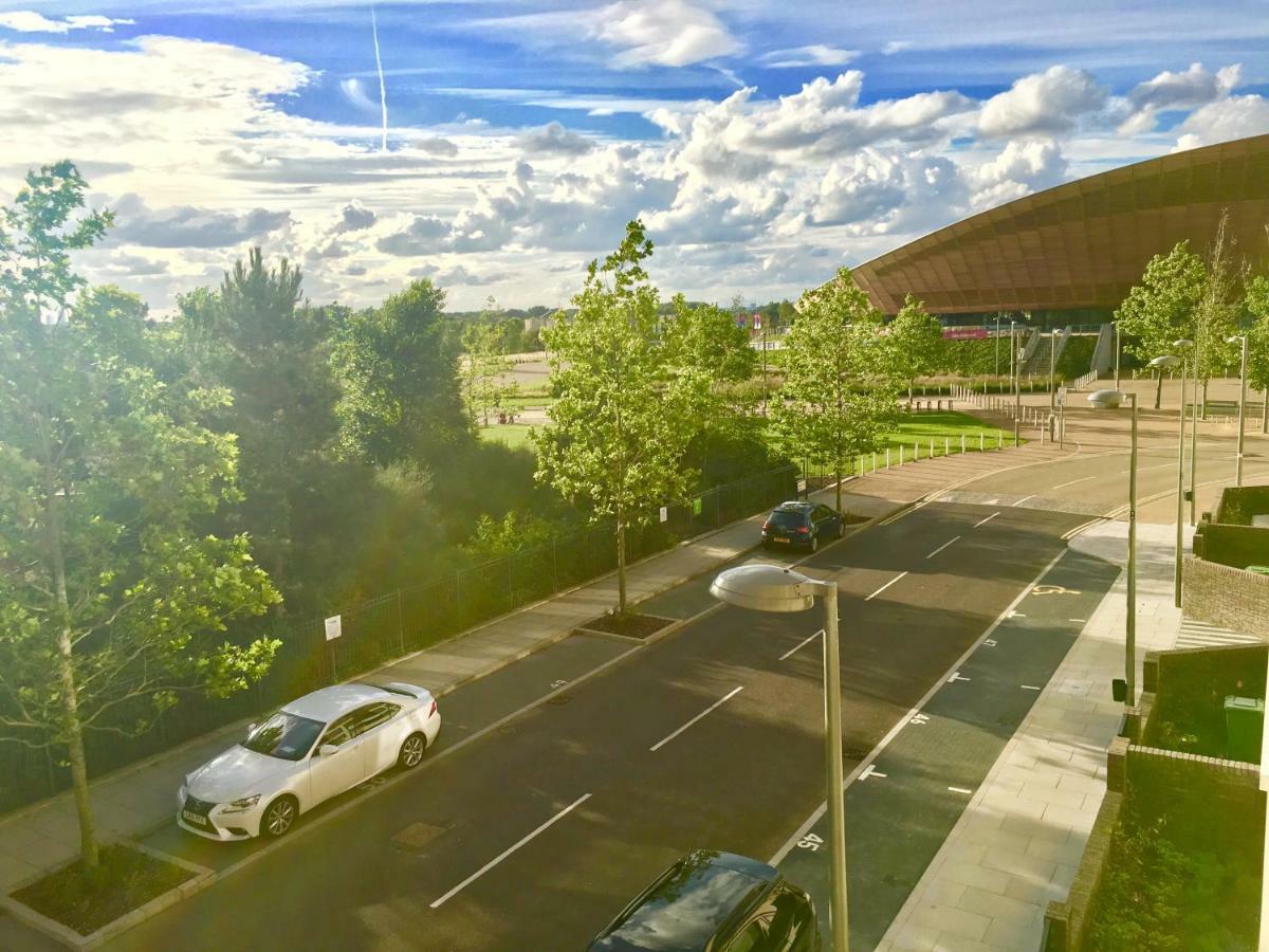 2-Bedrooms Modern Apartment Next To Velodrome, Lounge, Balcony, Parking, Abba Londra Esterno foto
