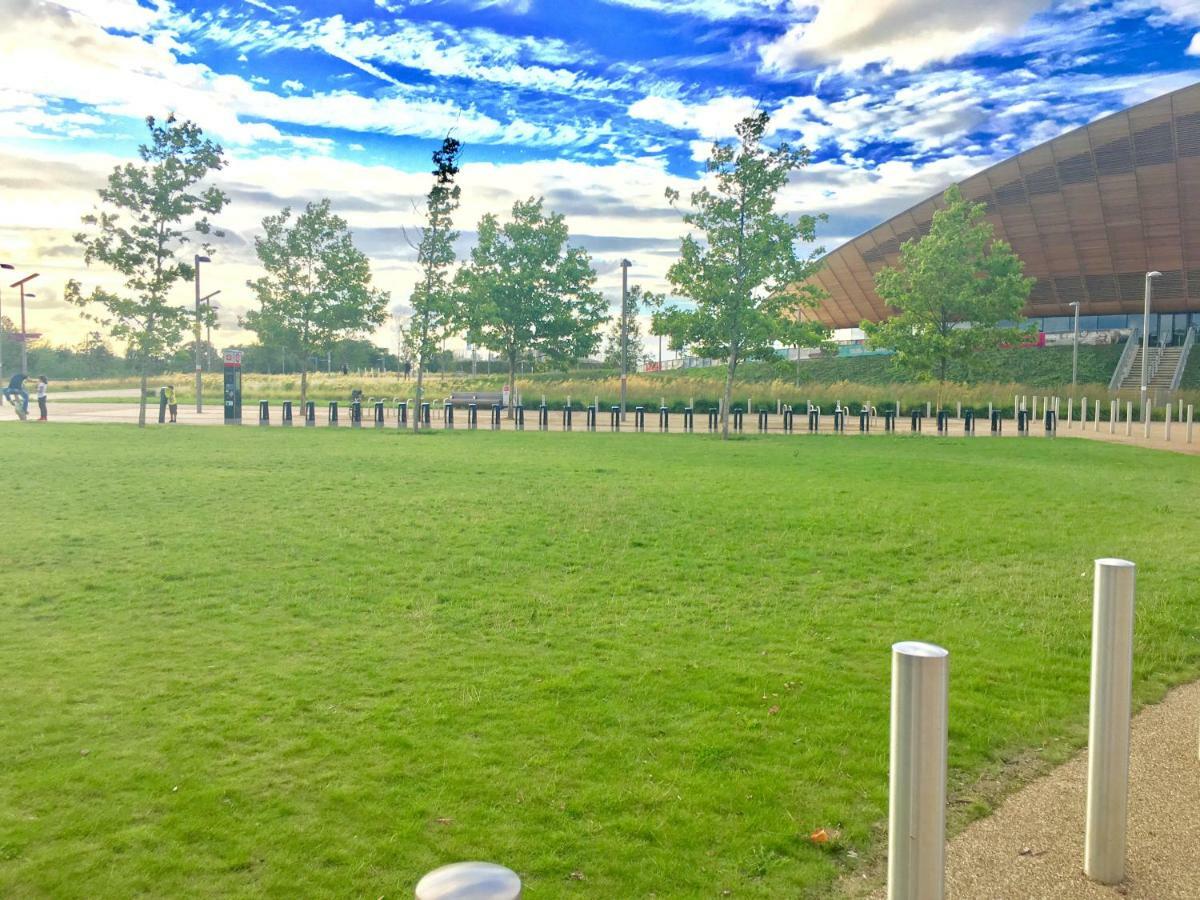 2-Bedrooms Modern Apartment Next To Velodrome, Lounge, Balcony, Parking, Abba Londra Esterno foto