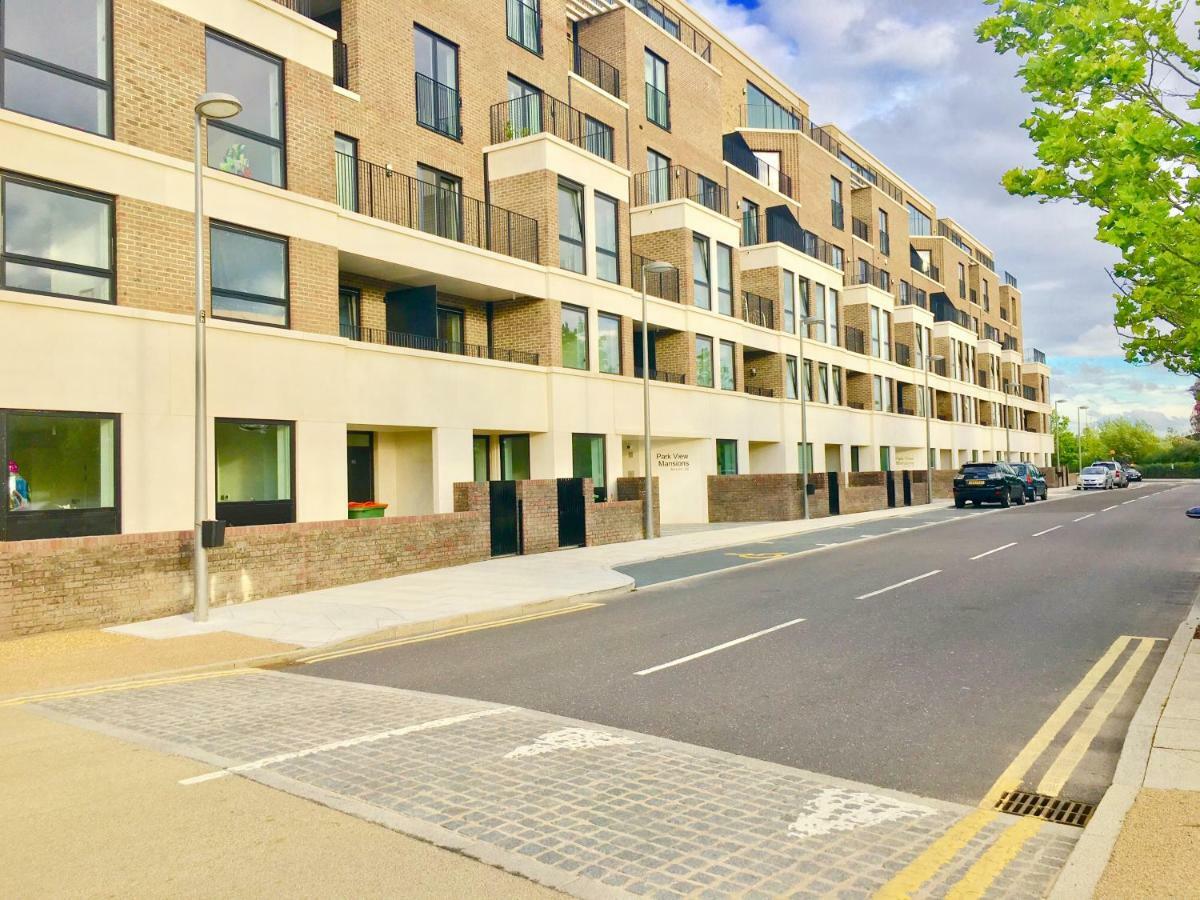 2-Bedrooms Modern Apartment Next To Velodrome, Lounge, Balcony, Parking, Abba Londra Esterno foto