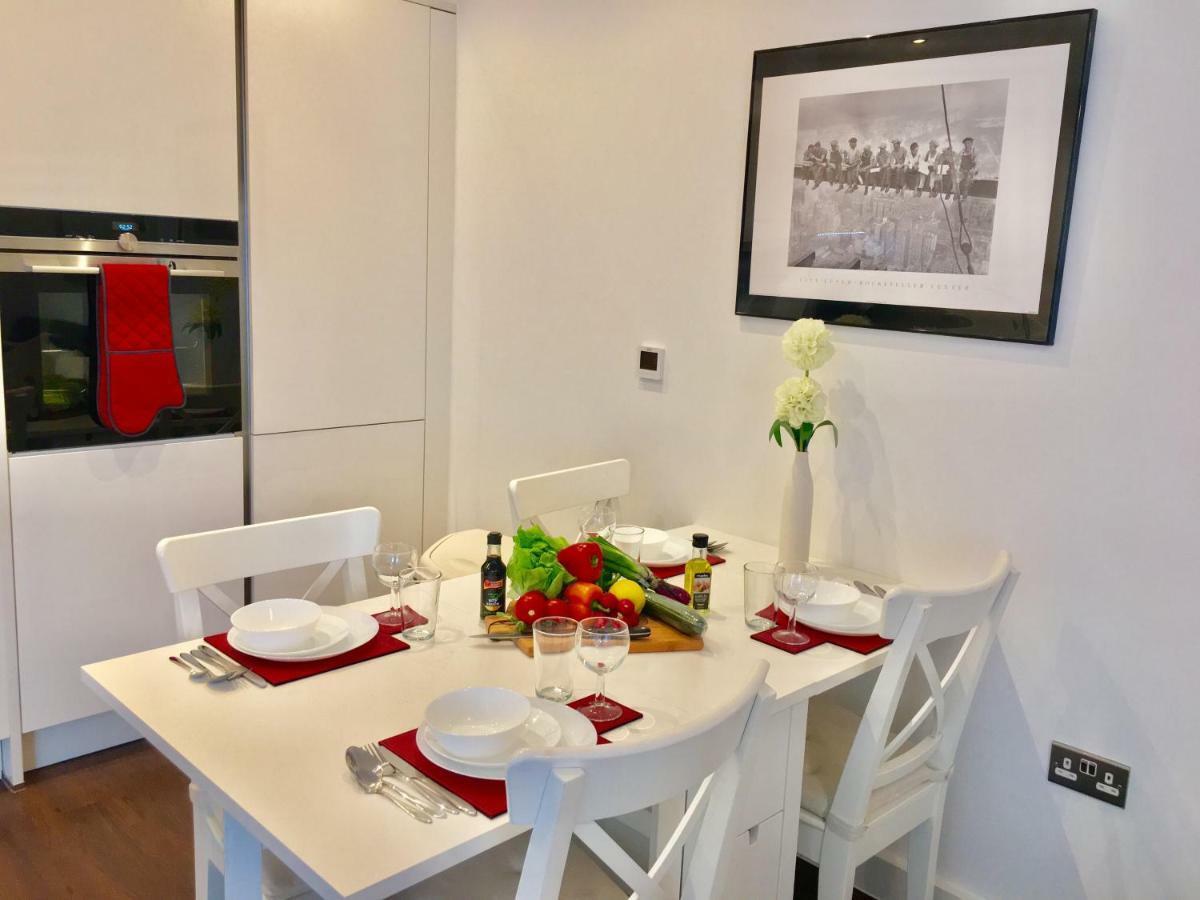 2-Bedrooms Modern Apartment Next To Velodrome, Lounge, Balcony, Parking, Abba Londra Esterno foto